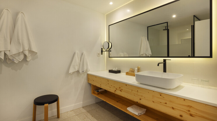 Double Partial Sea View